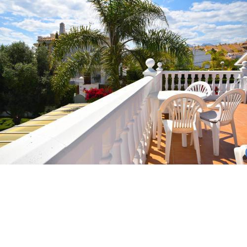 Bungalow directly at the beach with sea views