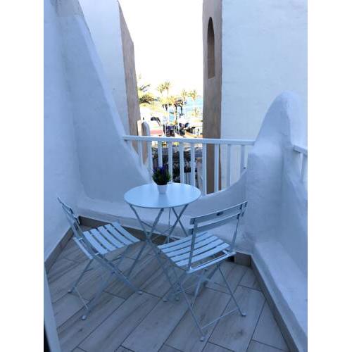 Bungalow with 2 bedrooms in Playa de la Americas with wonderful sea view furnished balcony and WiFi 50 m from the beach