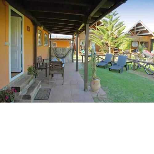 Bungalow with 2 bedrooms in Tarifa with wonderful mountain view enclosed garden and WiFi 3 km from the beach