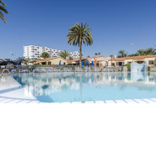 Bungalow with one bedroom in Playa del Ingles Maspalomas with shared pool furnished terrace and WiFi 500 m from the beach
