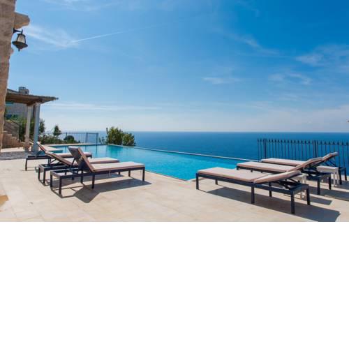 Buona Vista Resort & Villas