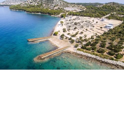 Buqez-Resort-Beach-V