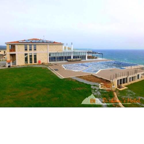 Burhans Place Hotel on the Beach & Restaurant & Pool
