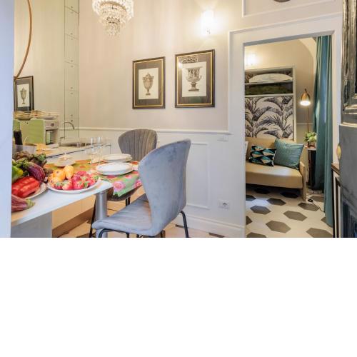 Busdraghi Studio, a stylish studio along Via Fillungo