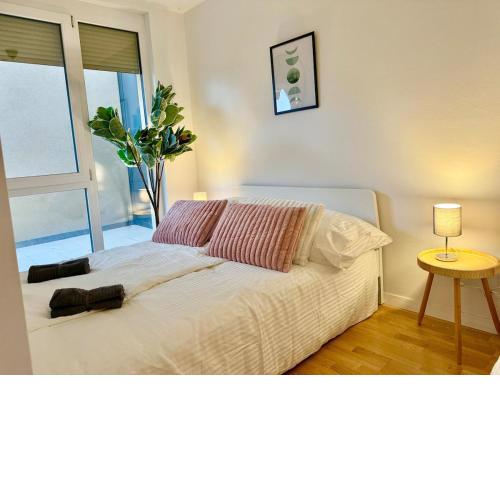 Business Apartment Mit Balkon