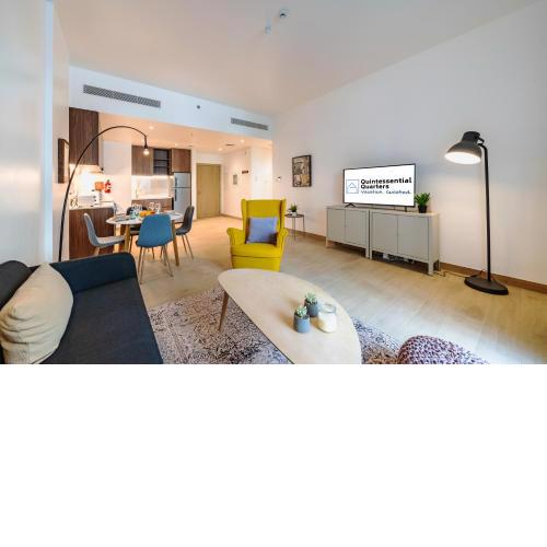 Bustling Beach Hotspot - Stylish Interior - La Mer