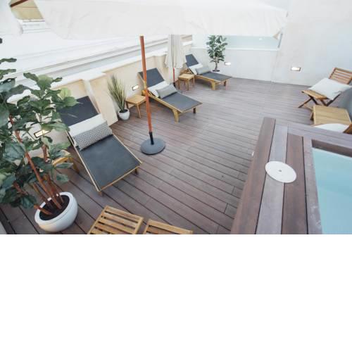 Byron Suites