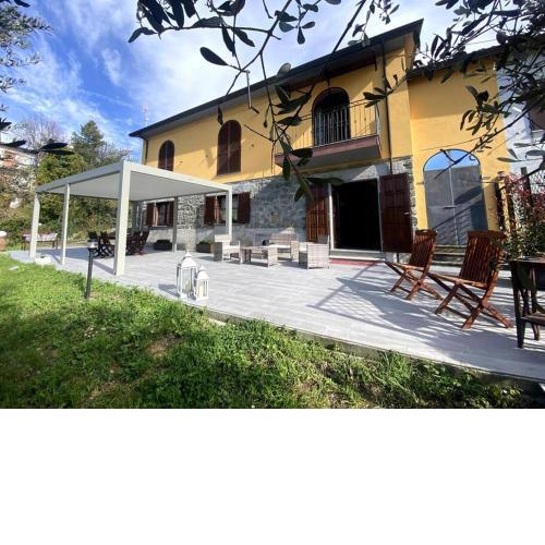 Ca' Degli Olivi. Relax Lunigiana