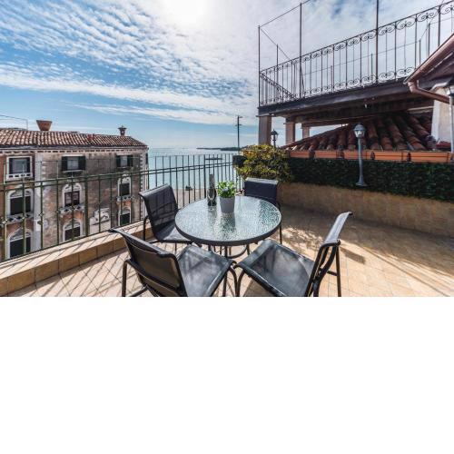 Ca' Delfina Holiday Home