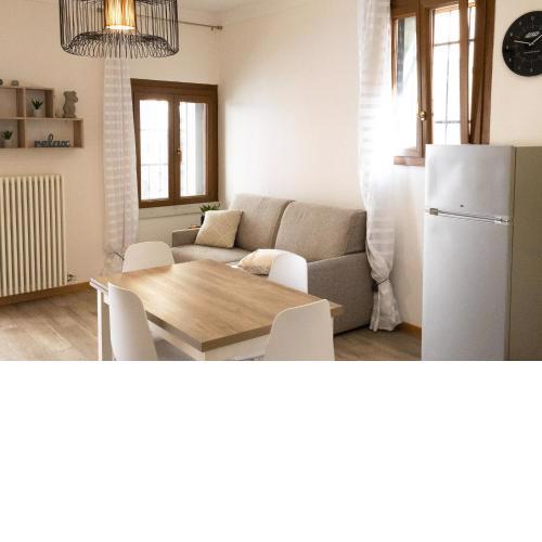 [Ca' Latina] - Casa moderna in pieno centro con wifi veloce