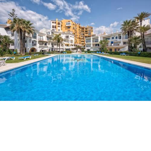 Cabopino Marina Apartment by Rafleys
