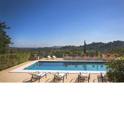 Caimari Villa Sleeps 12 with Pool Air Con and WiFi