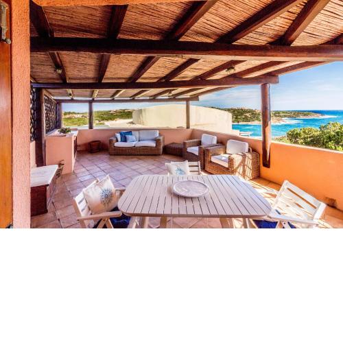 Cala Flores Sea View Apt 400m from the beach!
