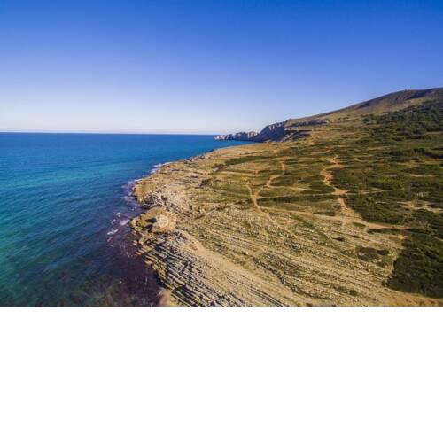 Cala Mesquida Apartment Sleeps 4 with Pool Air Con and WiFi