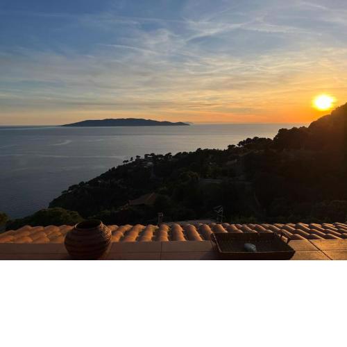 [cala piccola] place like heaven + reserved beach