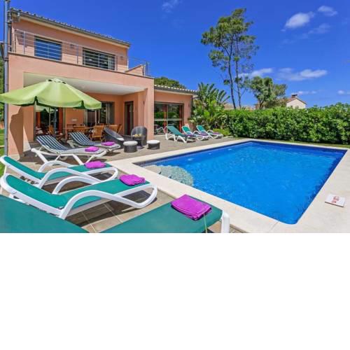 Cala San Vicente Villa Sleeps 10 Pool Air Con WiFi