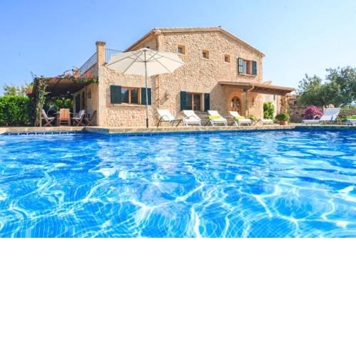 Cala San Vicente Villa Sleeps 8 Pool Air Con WiFi