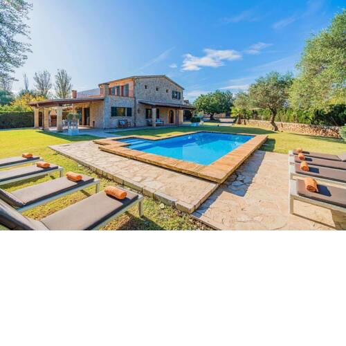 Cala San Vicente Villa Sleeps 8 Pool WiFi T400572