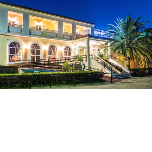 California Beach Hotel