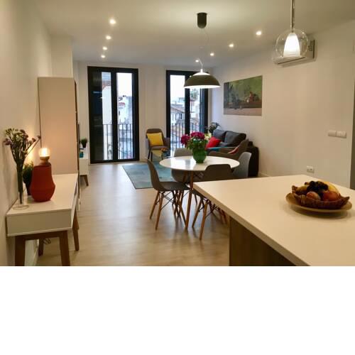 Calle Parras 10, a light, spacious flat in the Centro