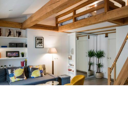 Calm and atypical studio close to Quartier Latin in Paris - Welkeys