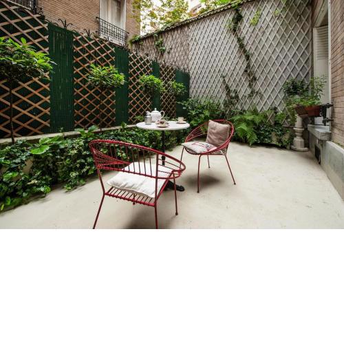 Calm flat with terrasse nearby Montparnasse - Paris - Welkeys