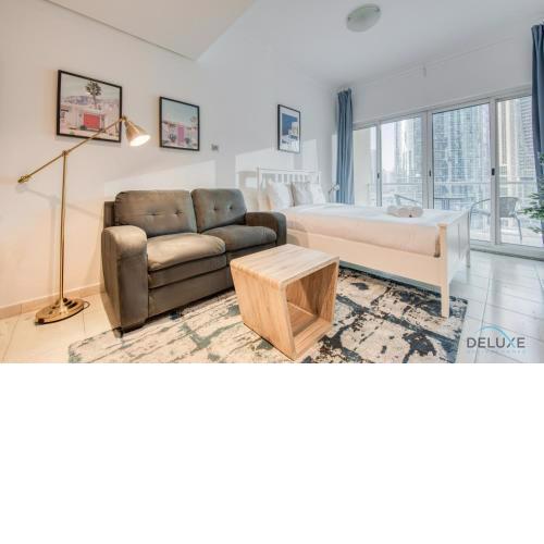 Calm Studio at Lake View Tower JLT by Deluxe Holiday Homes