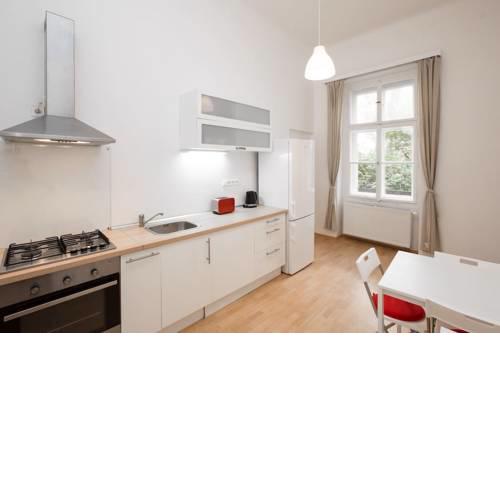 Calm Vinohrady apartment 5 minutes from the centre