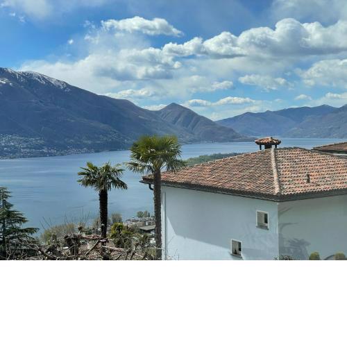 Camera con bagno privato e giardino