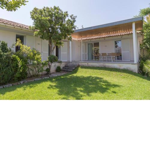 Can Francesc Wifi, BBQ, garden, 200m from the beach for 8