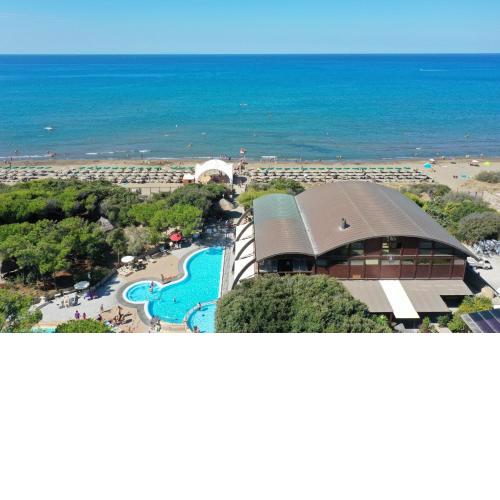 Canado Club Family Village