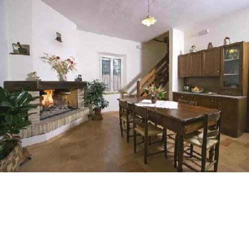 Canalicchio Apartment Strategic for visiting Umbria