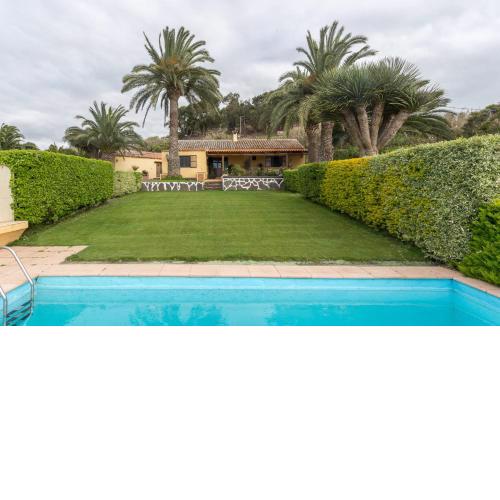 Canarian Farm with Pool Los Paredones