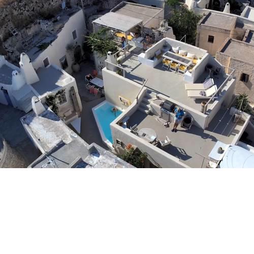 Canava Emborio Santorini
