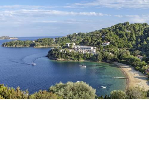 Cape Kanapitsa Hotel & Suites
