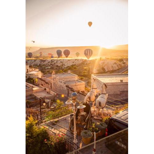 Cappadocia Fairy Chimneys Selfie Cave Hotels - Special Class