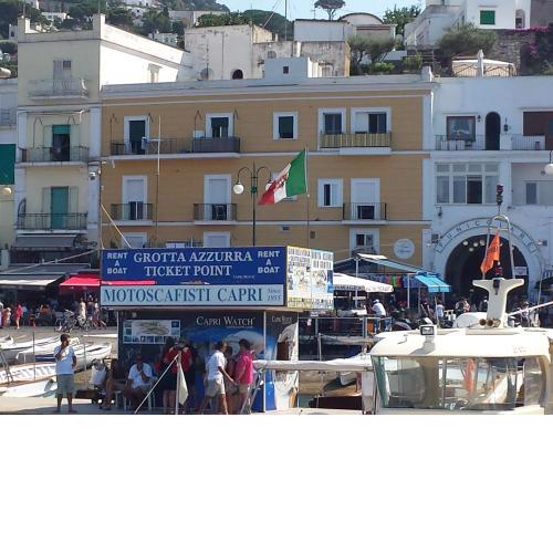 Capri Aquarium Family - Vacation Home
