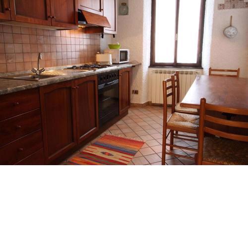 Captivating 4 -Bed Apartment in Bellagio Historic