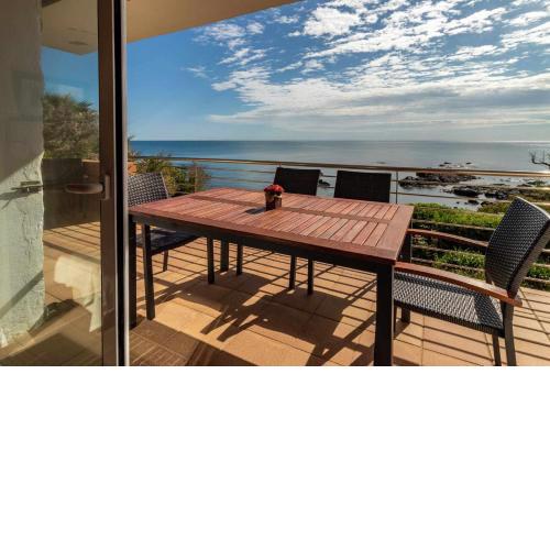 CARBONERAS 49 Apartamento con magníficas vistas al mar