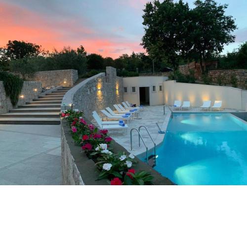 Cardo Boutique&Wine Resort