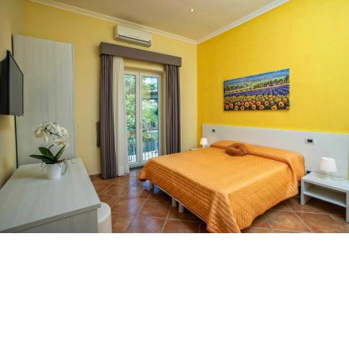 Carmelina Apartment