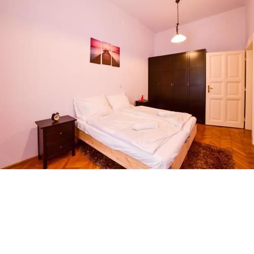 Carpathia Apartment at the Famous Vaci street