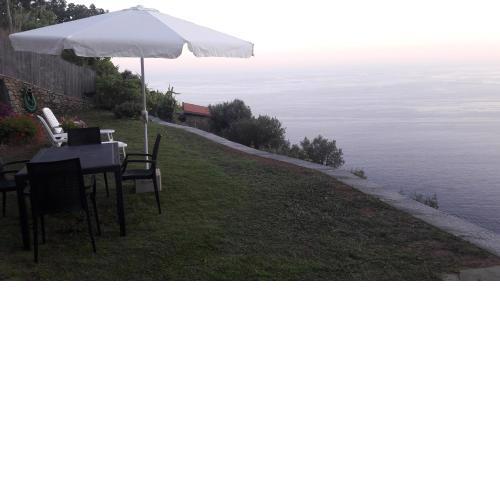 Casa a picco sul mare 5 terre