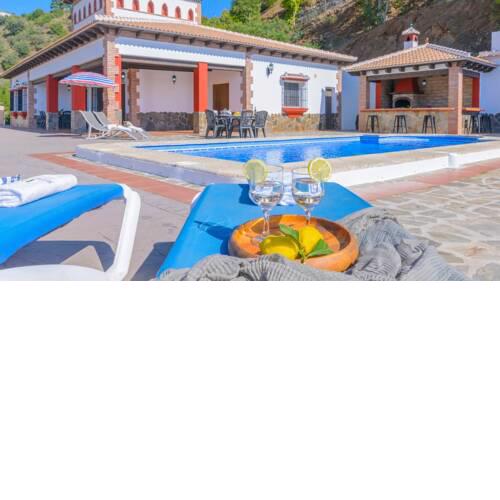 Casa Abeto Sayalonga