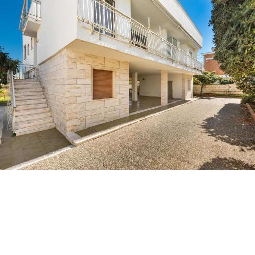 Casa Acquazzurra by BarbarHouse