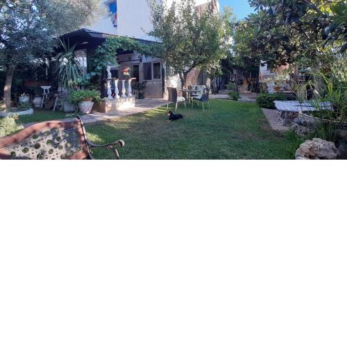 CASA AGATA A DUE PASSI DAL MARE
