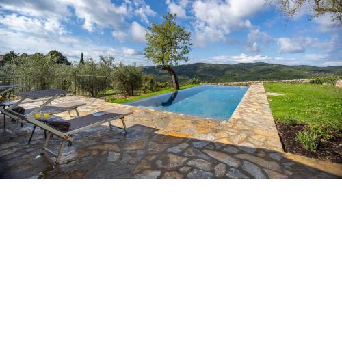Casa all'Erta, villa with private pool