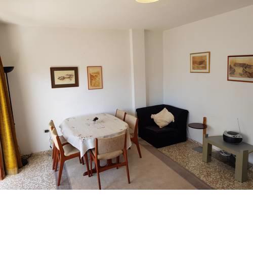 Casa Ana con balcón