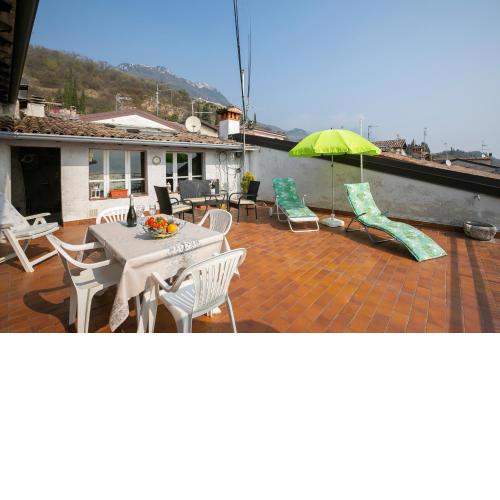 Casa Angela With View On Garda Lake