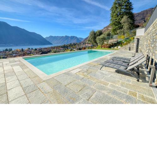 Casa Antonia 2-Bedroom Deluxe Lake View Apartment